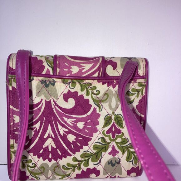 Vera Bradley Small Crossover bag In Plum Green paisley, 3 Pockets Inside - Picture 2 of 5